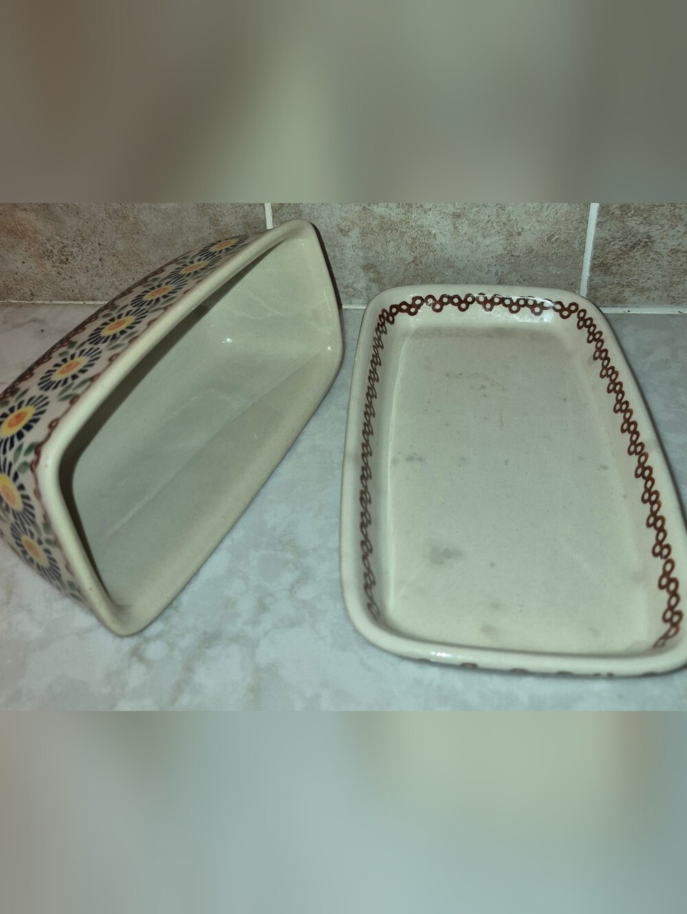 Vintage Handmade Manufaktura Polish Pottery Covered Butter Dish - Picture 4 of 6